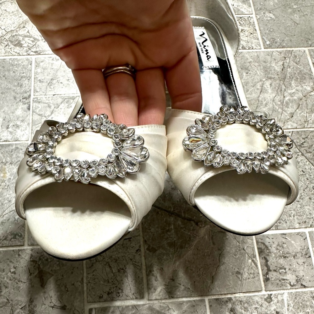 NWT Nina Ivory Classic Formal Stunner Sparkly Toe Peep Heels Sexy Chic 7 - Picture 12 of 15